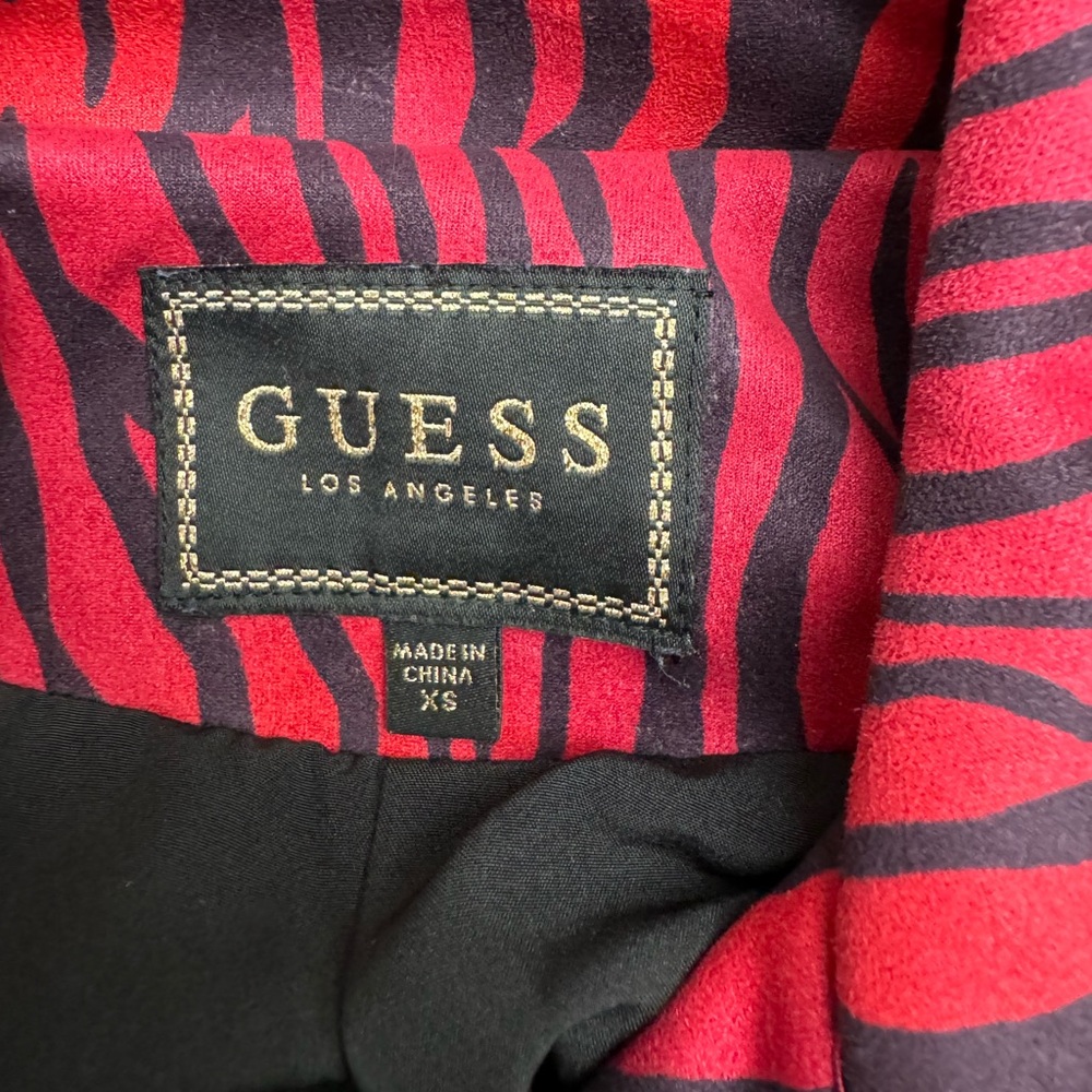 Its like a denim jacket but the cloth is fabric